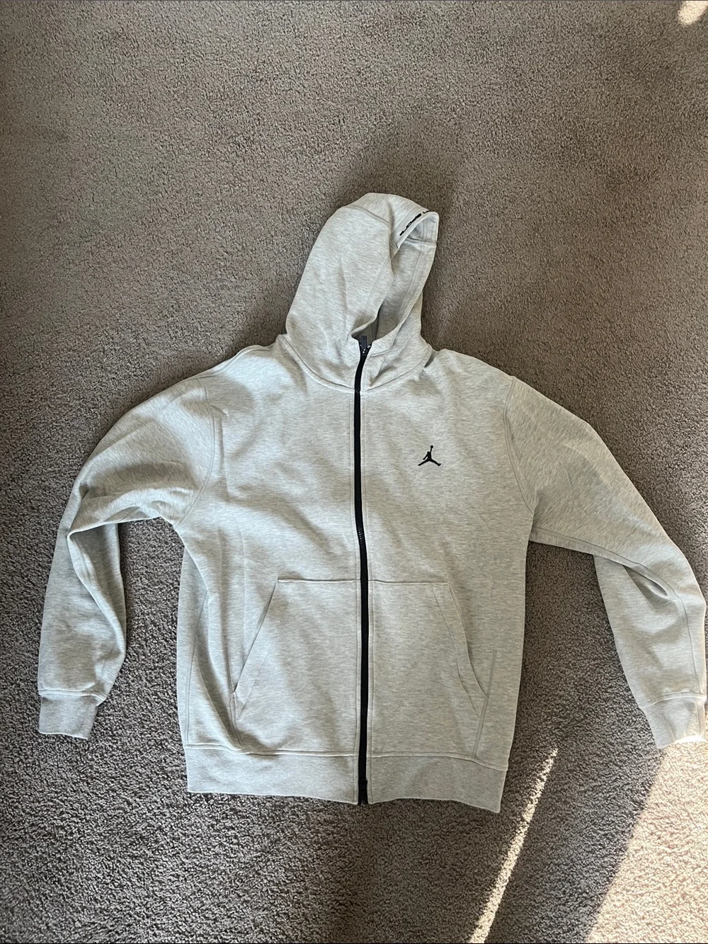Jordan Men's Light Gray Zip-Up Hoodie and Jogger Set